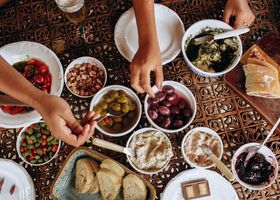 Hillcrest Harvest Table